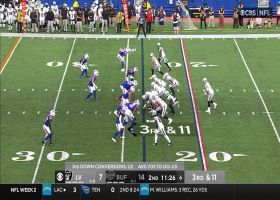 Davante Adams climbs the ladder to move chains through two defenders