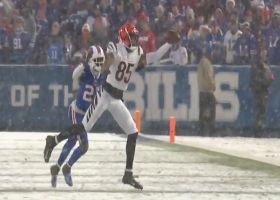 Tee Higgins' marvelous one-handed catch goes for 11-yard gain on sideline