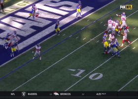 Kyle Rudolph pushes Rams defender for two-point conversion