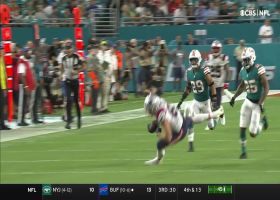 Hunter Henry's diving catch turns Jones' 32-yard pass into completion