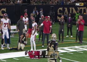 Mayfield zips 18-yard sideline pass to leaping Evans