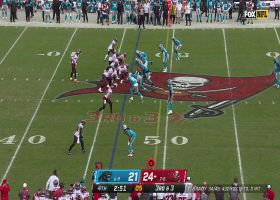 Tom Brady spikes ball into ground with force after being sacked, costing Bucs another 5 yards