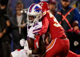 Anthony Hitchens loses track of Zack Moss on 24-yard catch and run