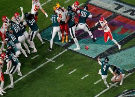 Jake Elliott's 35-yard FG extends Eagles' lead to 10 points at halftime