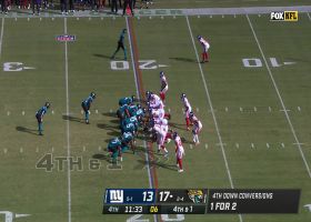 Giants' defensive push stops Trevor Lawrence's sneak attempt on fourth down