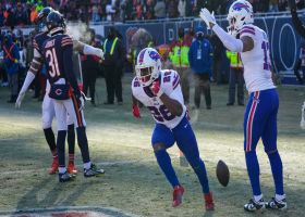 Can't-Miss Play: Singletary jukes his way into clear on 33-yard TD run