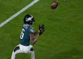 Devonta Smith gets behind Chiefs' secondary on Hurts' 46-yard sideline heave