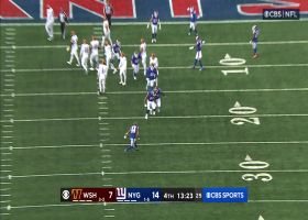 Giants block Slye's 27-yard FG in fourth quarter, keeping it a seven-point game