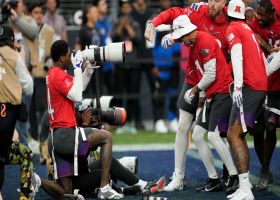 Can't-Miss Play: Diggs takes camera from photographer after long-distance TD catch