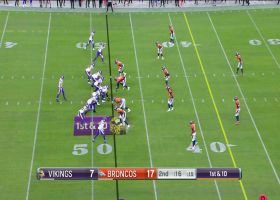 Trishton Jackson's 20-yard fingertip grab puts Vikings in FG range before half