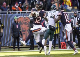 David Montgomery plunges in for 9-yard TD after Fields' Odyssey of a run