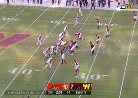 Deshaun Watson pinpoints Njoku for 21-yard grab