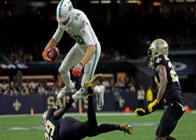 Mike Gesicki turns sudden jump stop into MASSIVE red-zone hurdle