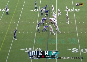 Thibodeaux bullies his way into backfield for pivotal sack on Tua