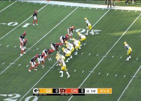 Jordan Love lasers 12-yard dart to Doubs in red zone after rolling out left