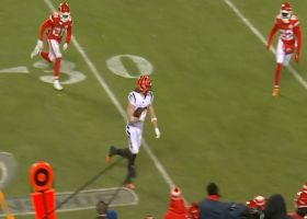 Burrow's 23-yard pass to Hurst converts on third-and-16 inside of one minute left