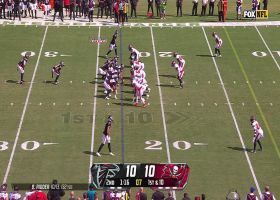 Cordarrelle Patterson's truck-stick run gets Falcons into red zone late in first half