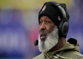 Pelissero: Lovie Smith won't give 'any thought' to QB change from Davis Mills