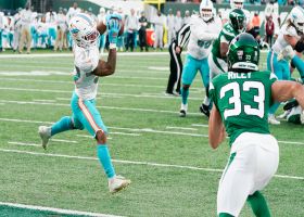 Myles Gaskin breaks free over the middle for 5-yard TD