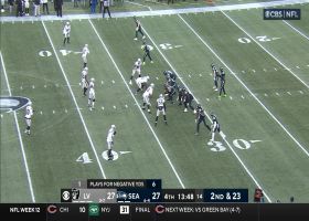 Geno Smith delivers a dime on the run to Homer for first down