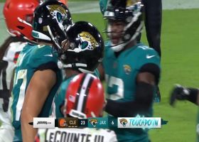 Jake Luton fires pass to Tyler Davis for 7-yard TD