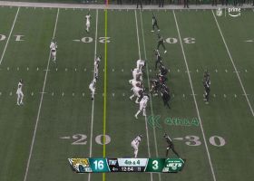 Streveler delivers chain-moving pass to Wilson on fourth-and-4