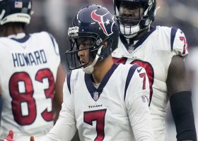 Ka'imi Fairbairn pushes his 39-yard FG try wide right