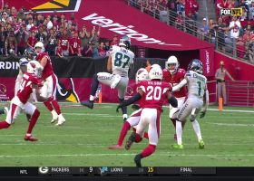 Geno Smith delivers 12-yard dart to Fant while being pressured