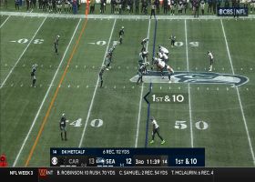 Kenneth Walker III puts on an absolute show after the catch for 18-yard gain