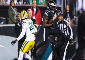 Quez Watkins hauls 30-yard TD before half on Hurts' back-shoulder dime