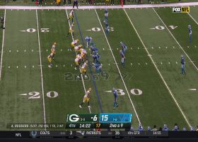 Aaron Rodgers' backyard improv play to Tonyan results in 17-yard gain