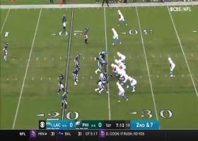Stephen Anderson rumbles on for 23-yard pickup on screen pass