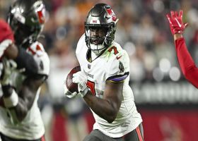 Fournette injects life into Bucs' offense with 44-yard catch and run on swing pass