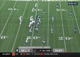 Kayvon Thibodeaux nearly has pick-six on third-down pass breakup