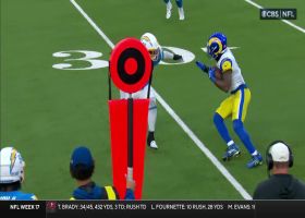 Akers' nifty move in space vs. Tranquill sparks first-down yardage