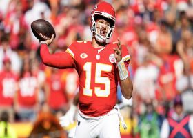 Mahomes' TD flick to McKinnon gets Chiefs on board first in opening period