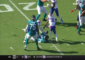 Levi Wallace scoops up Carlos Hyde fumble with Jaguars driving