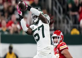 C.J. Mosley snags Jets' second INT of night vs. Mahomes before halftime