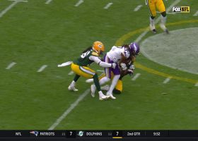 Cousins cooks up 21-yard completion to Osborn near midfield