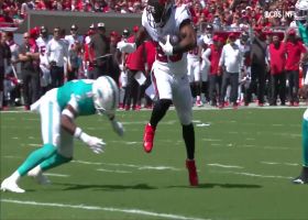 Giovani Bernard gets airborne to cap 3-yard TD reception