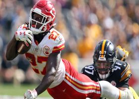 Steelers' defense mobs Kareem Hunt for safety