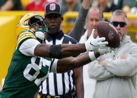 Can't-Miss Play: Romeo Doubs makes ridiculous sideline grab for 30-yard gain