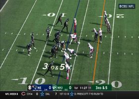 Conklin shakes off defender for 16-yard catch and run
