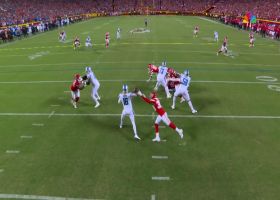 Goff shows pocket poise on 18-yard strike to Reynolds on third down