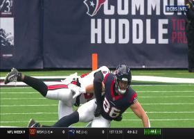 Lavonte David jars football loose from Schultz for Bucs takeaway on first drive