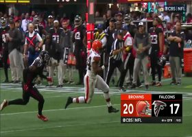 Nick Chubb escapes to sideline for 28-yard TD run
