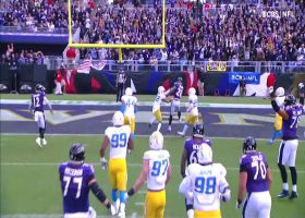 Latavius Murray hurdles past goal line for first TD of game