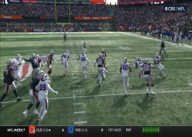 Rhamondre Stevenson looks shifty on 14-yard rumble