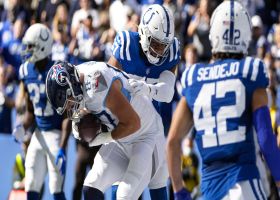 Geoff to the races! Swaim rumbles for 26-yard catch and run