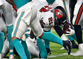 Ke'Shawn Vaughn goes over the top for rushing TD vs. Dolphins